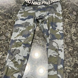 Nike mens 3/4 length compression black Camo